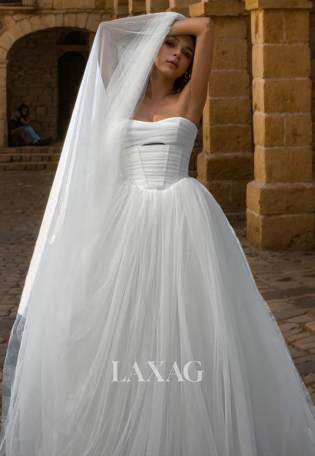 22938 - A-Linie Strapless Tulle Elegant Wedding Dress with Train