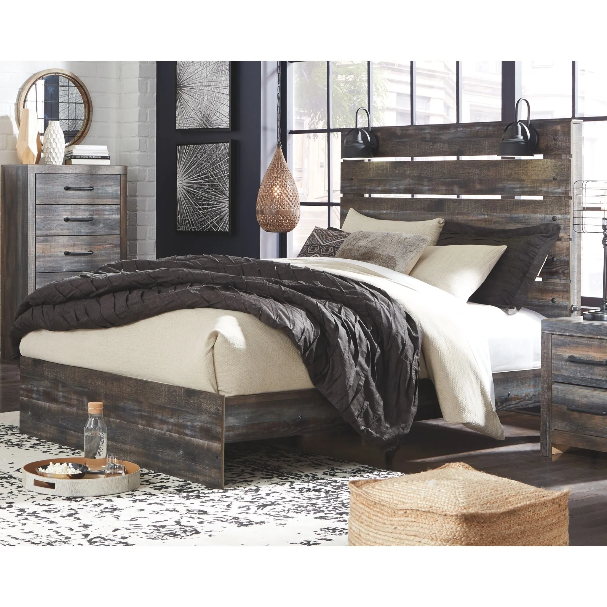 Drystan Panel Bed