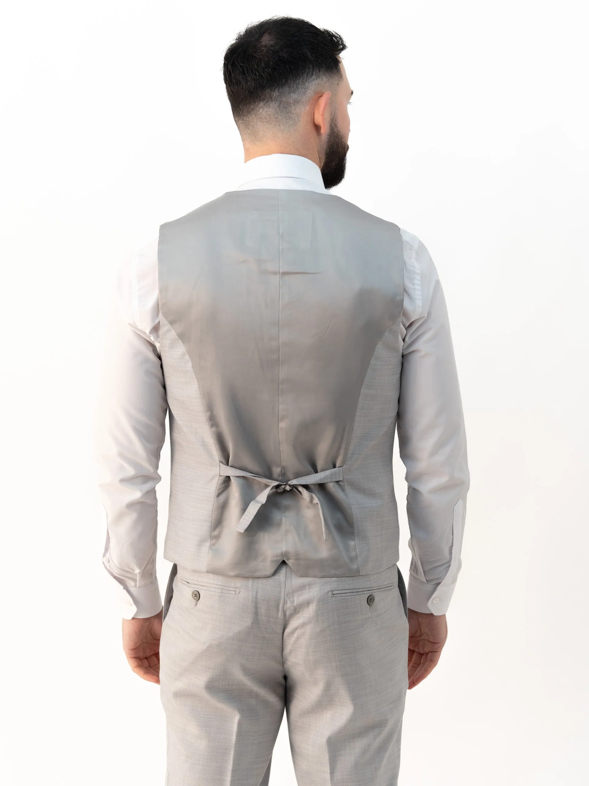 Henry Light Grey Three-Piece Suit