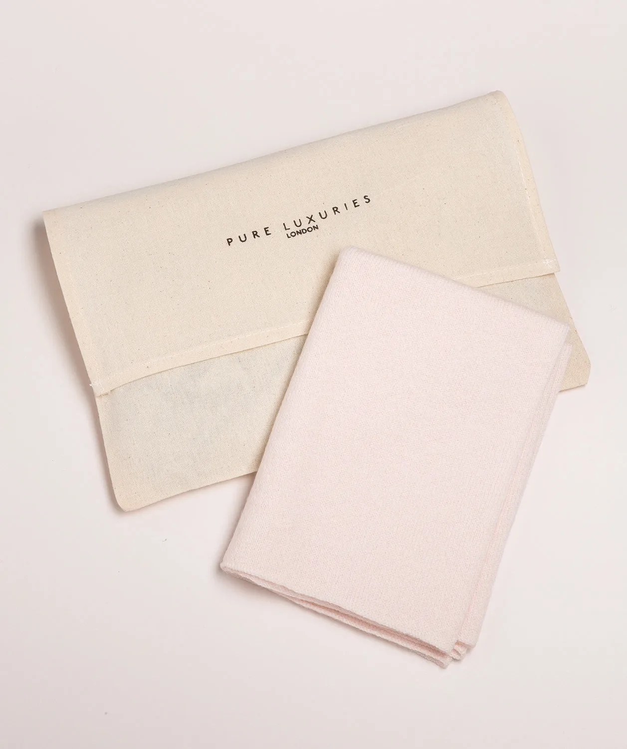 'Holker' Cream Cashmere & Merino Wool Snood