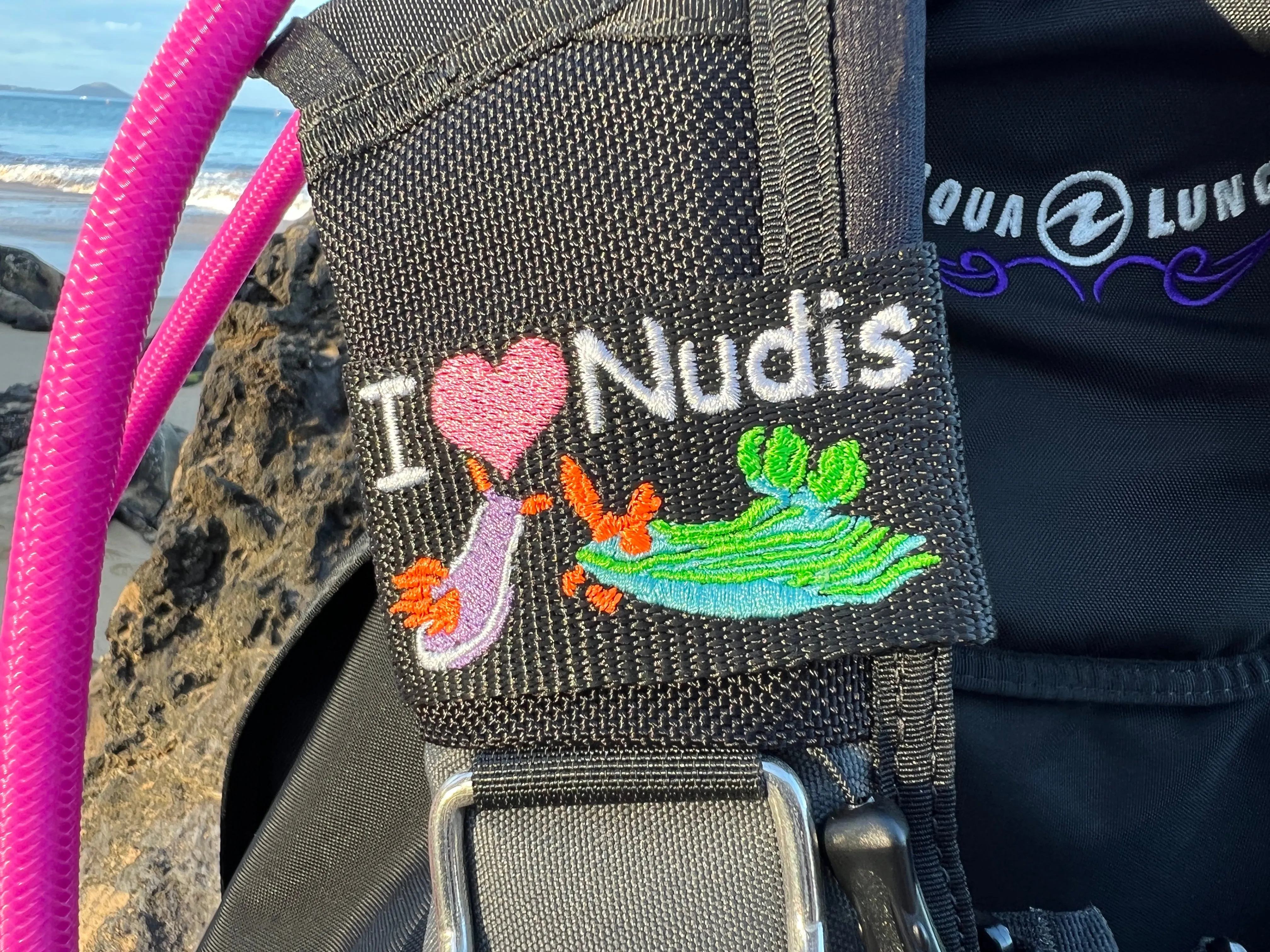 I ❤️ Nudis BCD Tag