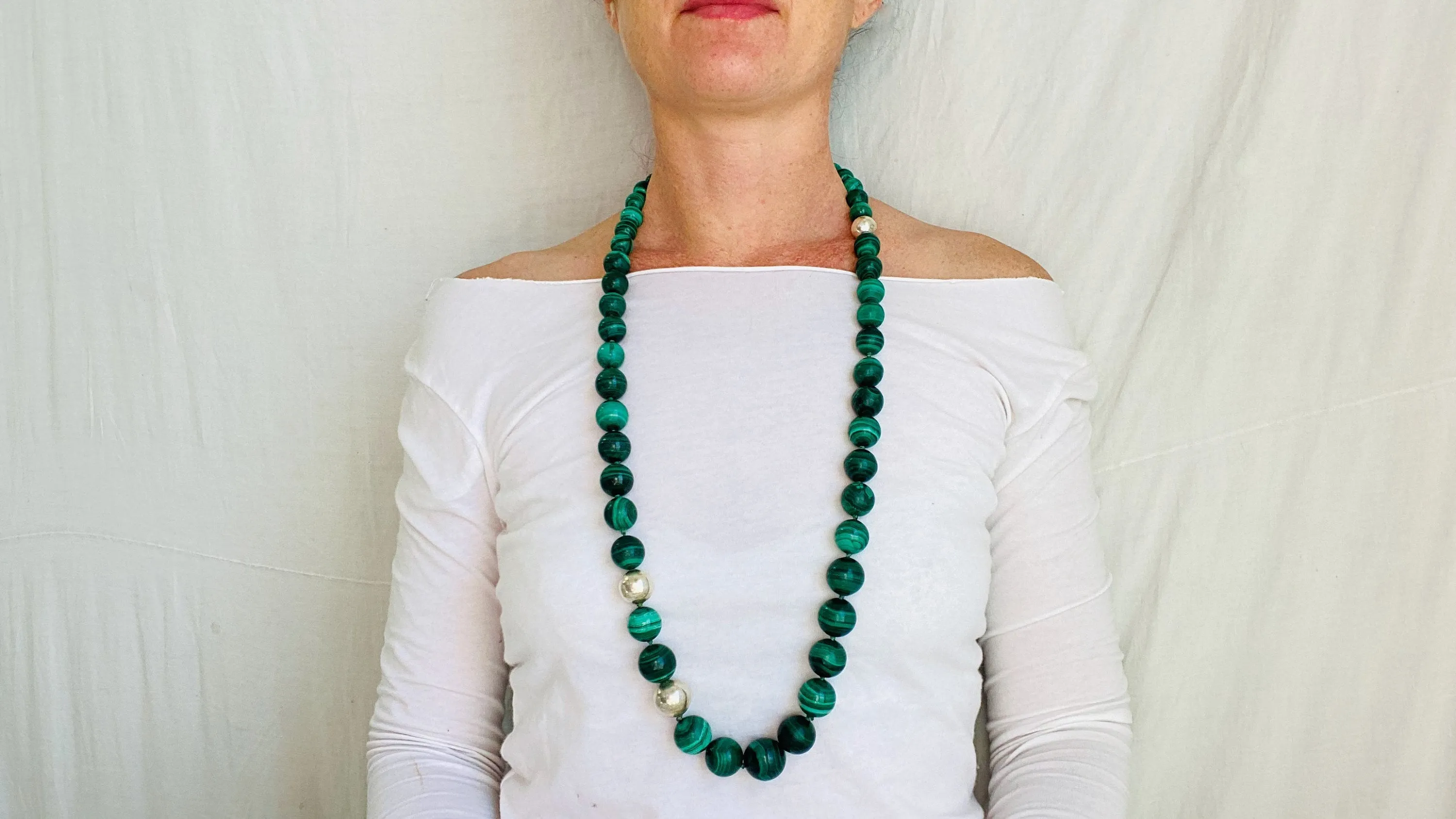 Malachite Long Necklace. Graduated Spheres Beaded Necklace. 0765