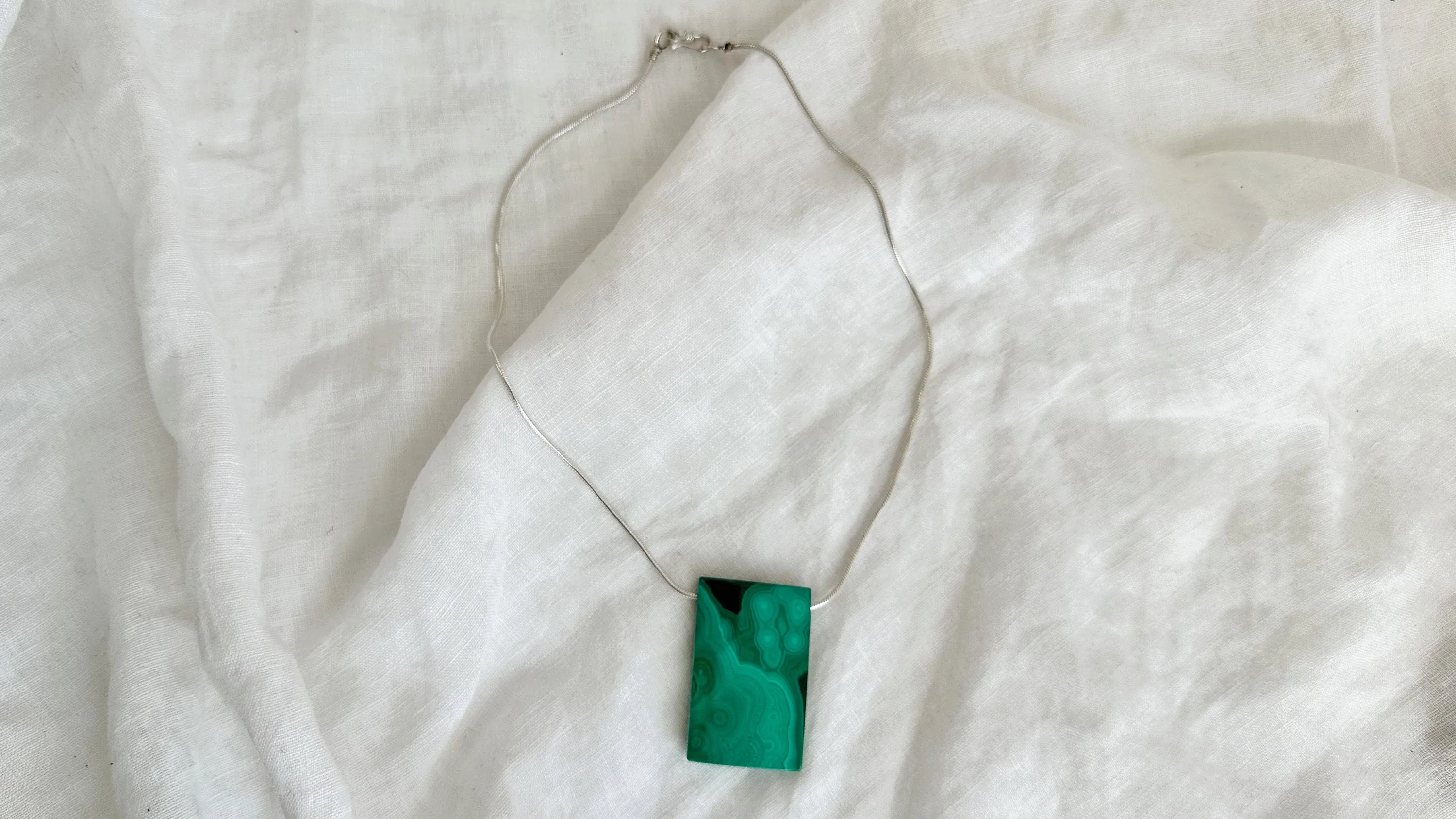 Malachite Pendant on a Silver Snake Chain. 0317.