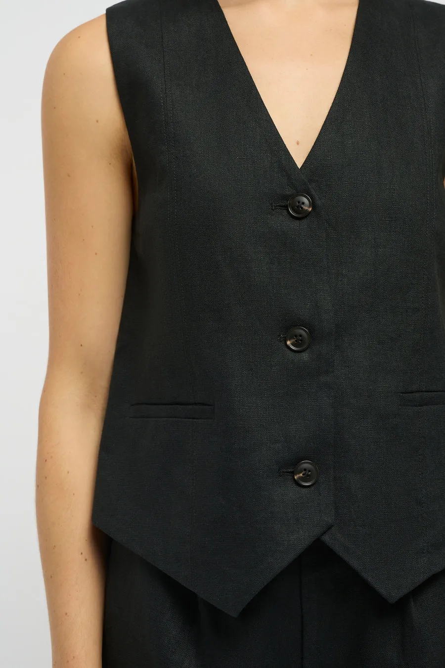 Martine Linen Waistcoat Black