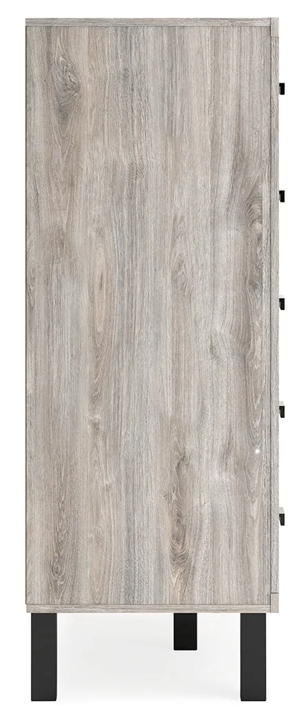 Vessalli King Panel Bed with Mirrored Dresser and Chest in Gray