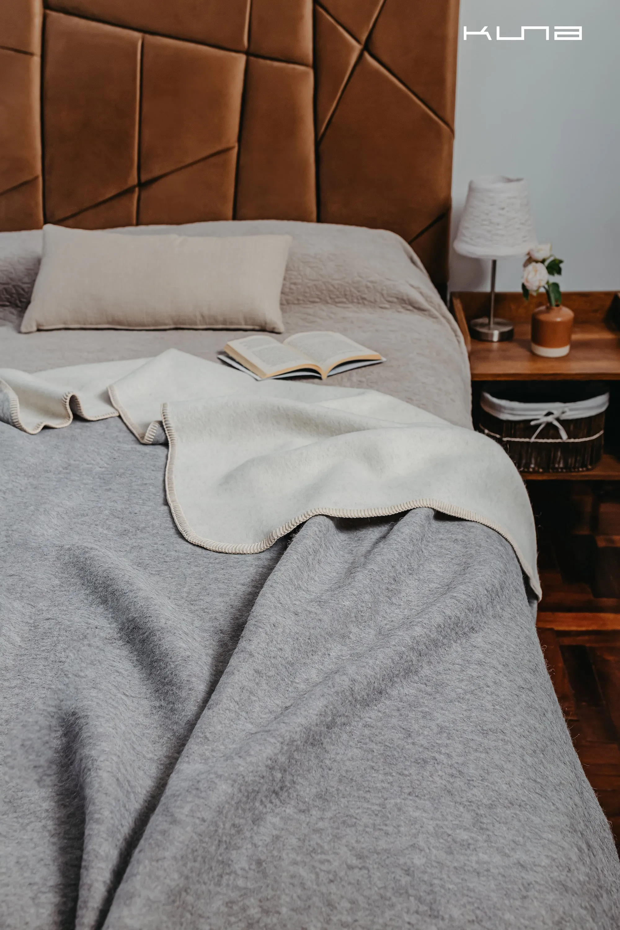 Void Blanket Alpaca Color Grey & Ecru